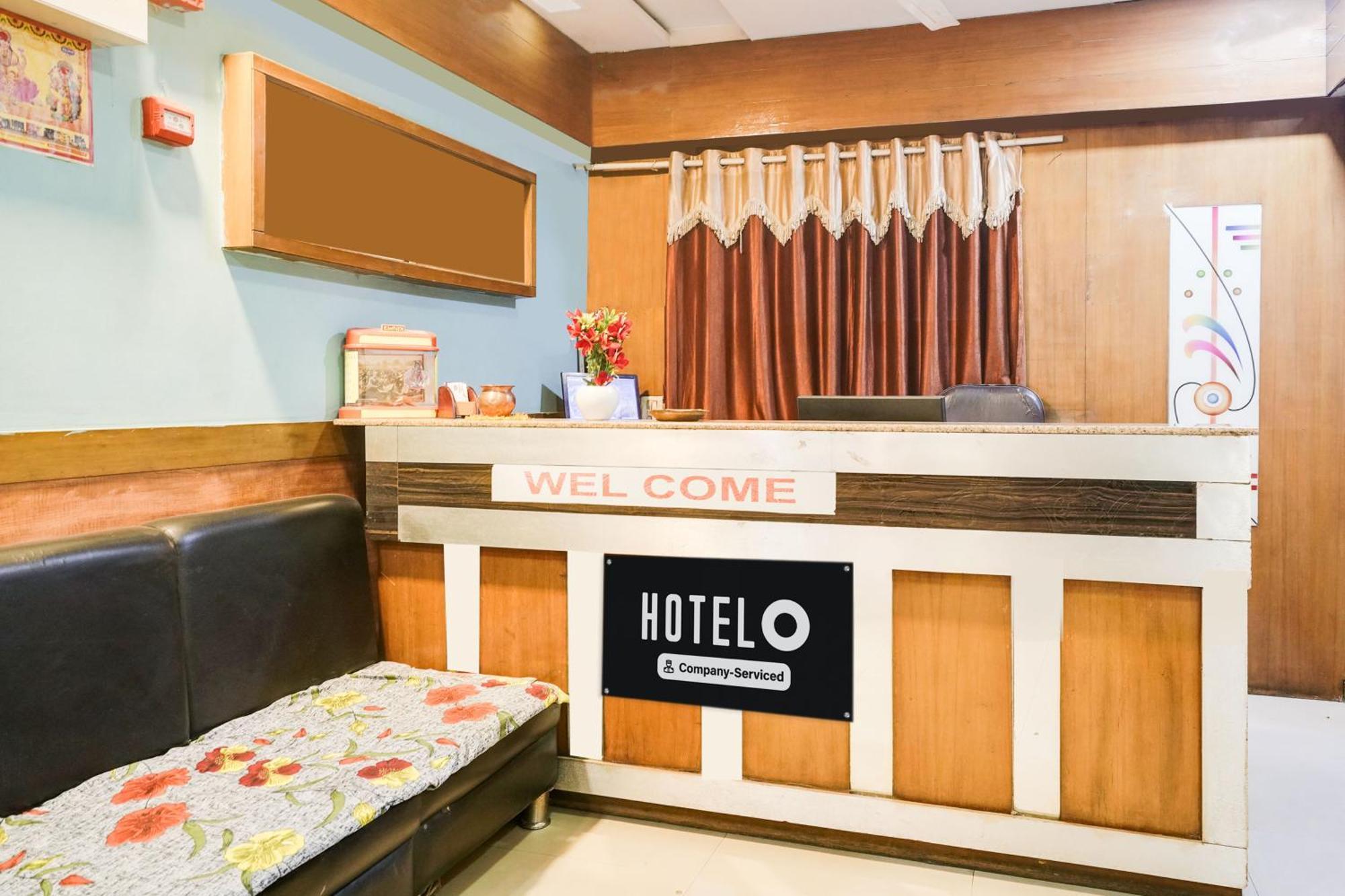 אחמדאבאד Hotel O Vanya Palace מראה חיצוני תמונה